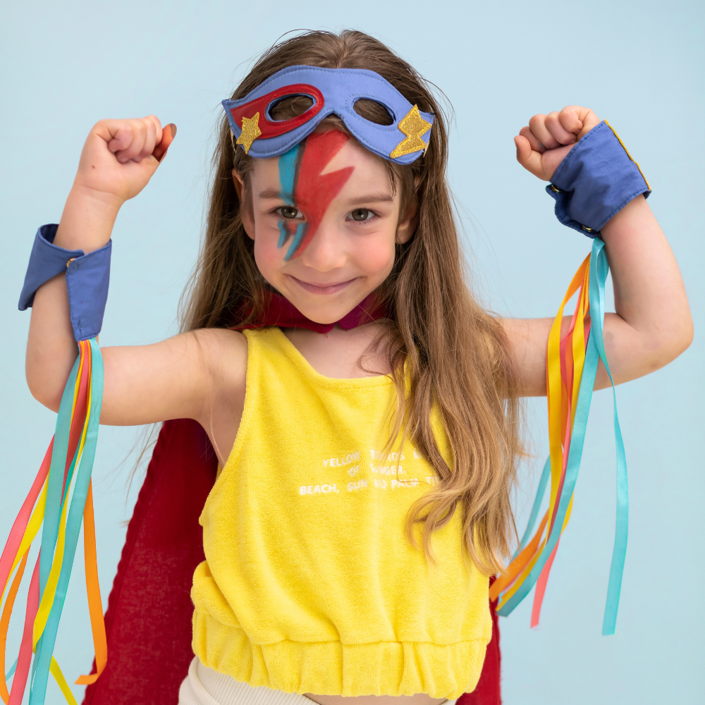 Superheltkostyme i Koffert