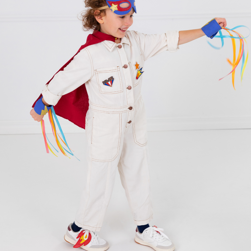 Superheltkostyme i Koffert