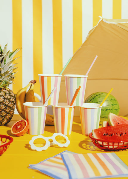 Stripete papirkopp 400 ml med fargerik stripedesign