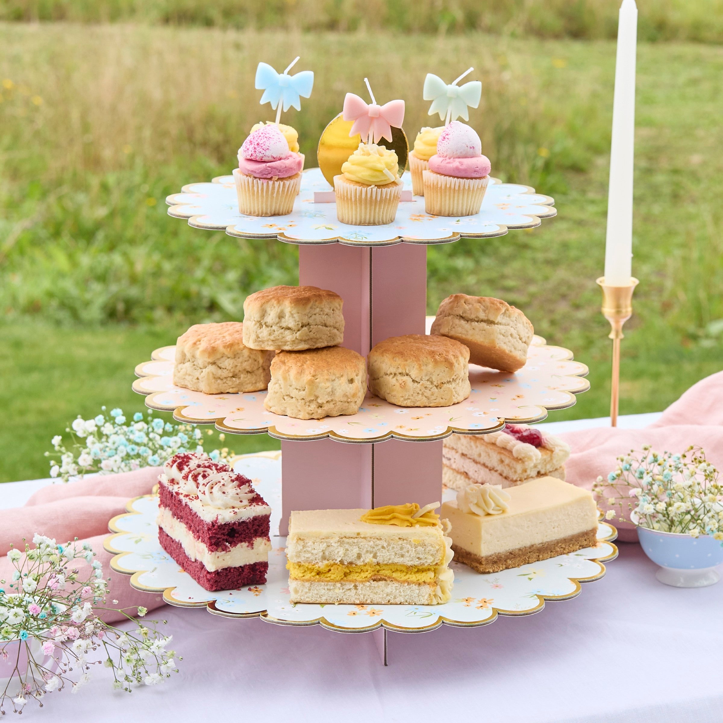 Kakestativ Blomster – stemningsbilde fra fest