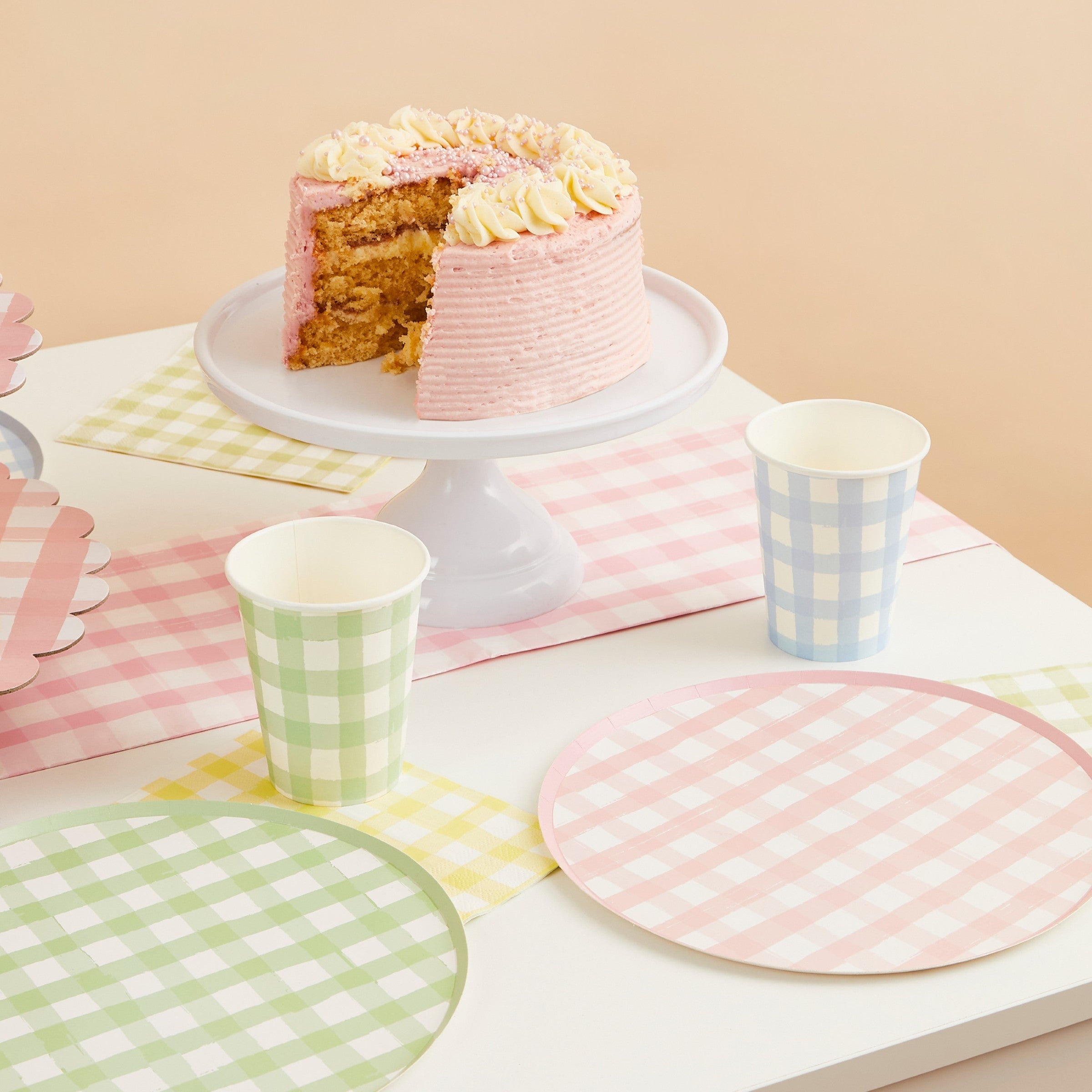 Papkopper Rutemønster – 8 pk – stemningsbilde fra fest