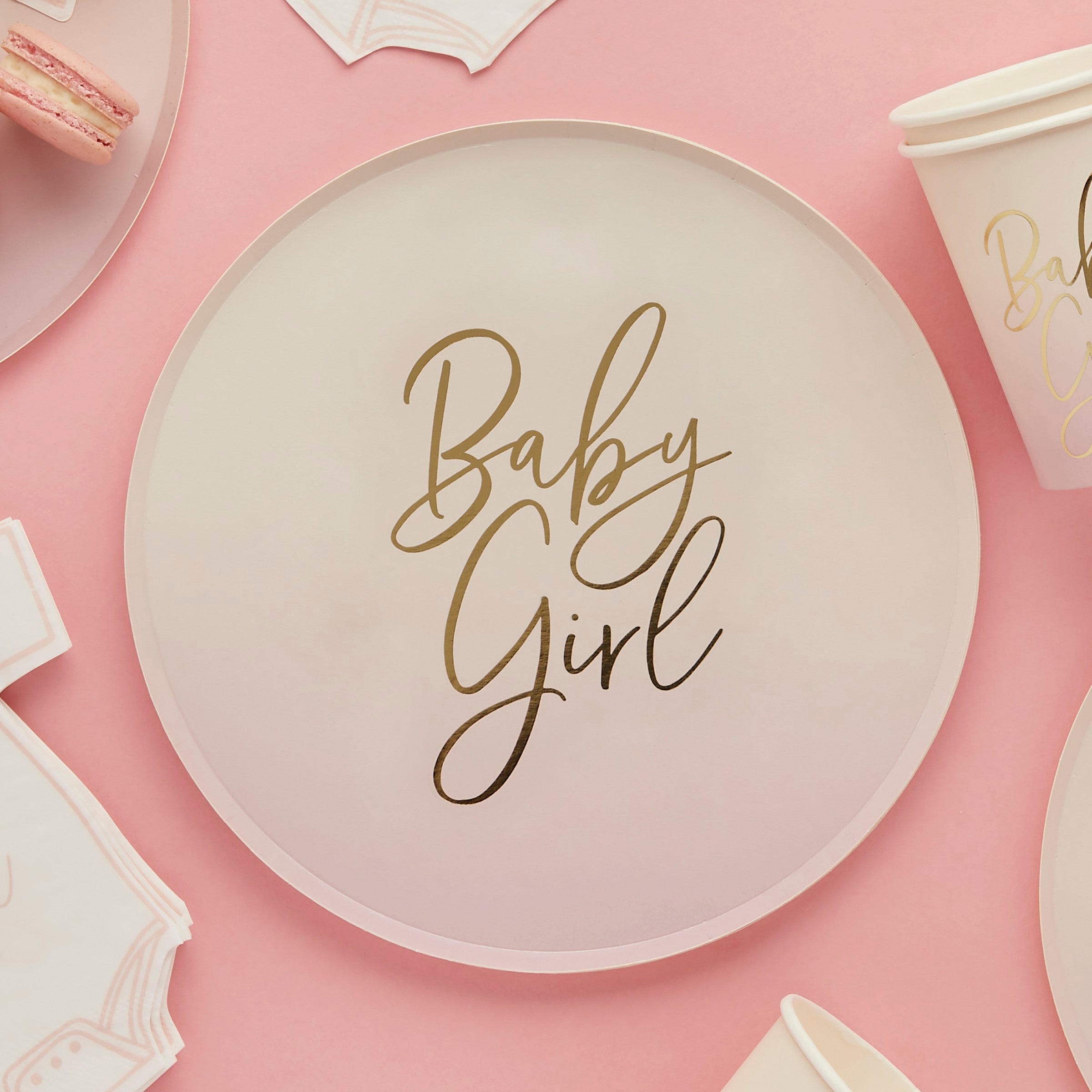 Papptallerkener «Baby Girl» Rosa – 8 pk – stemningsbilde fra fest