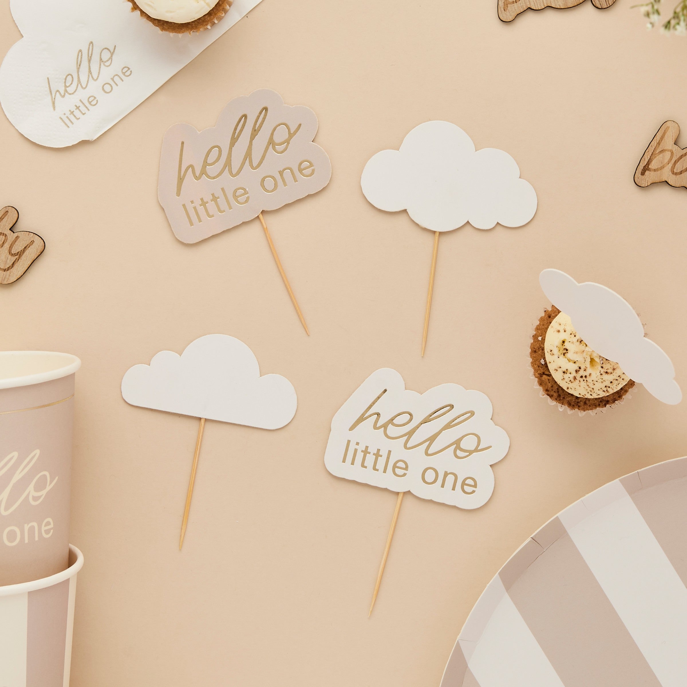 Pyntepinner Sky Baby Shower – 12 pk – stemningsbilde fra fest