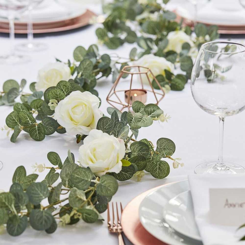Botanical Wedding Eucalyptus og Hvite Roser Girlander