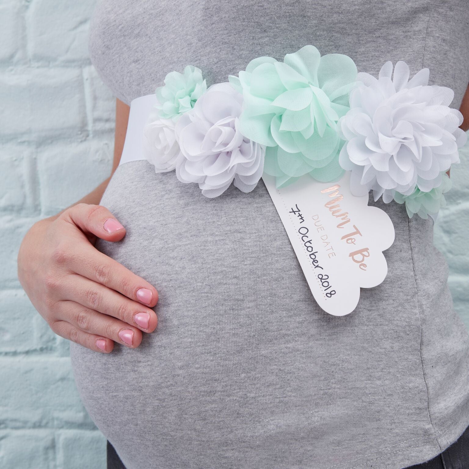"Mum to Be" Sash m. Blomster